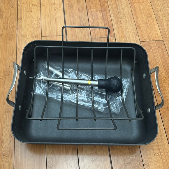 Calphalon Contemporary Nonstick All Seasons Roasting Pan - 13” x 16” - Picture 2 of 8